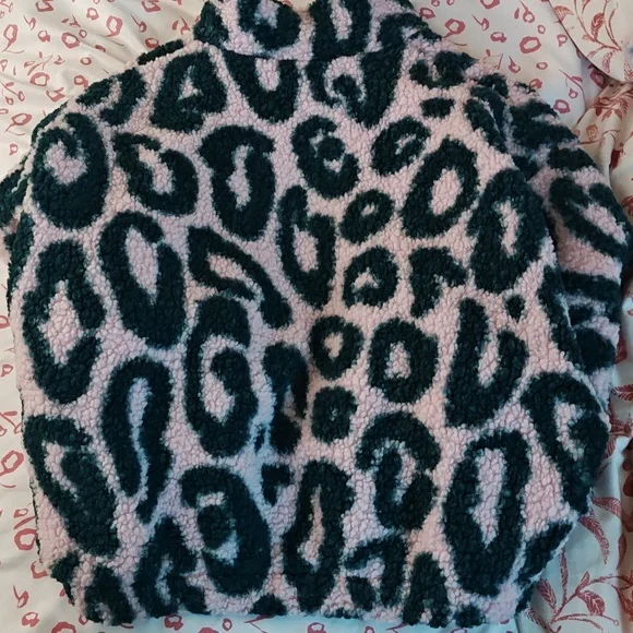 Reebok pullover - Picture 2 of 2